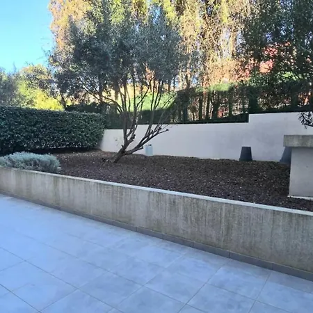 Spacious T3 With Garden In Saint-raphael アパート Saint-Raphaël