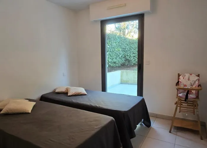 Spacious T3 With Garden In Saint-raphael * Saint-Raphaël