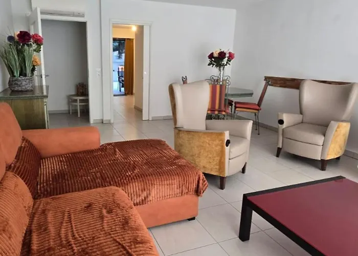 Spacious T3 With Garden In Saint-raphael Apartamento Saint-Raphaël