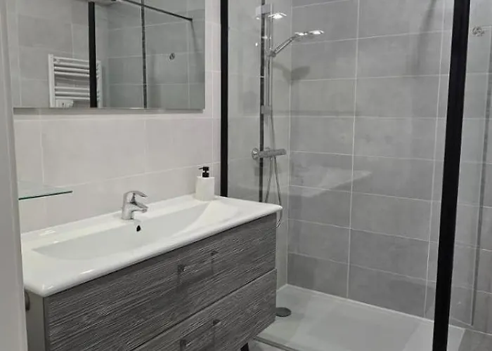 Spacious T3 With Garden In Saint-raphael Apartamento